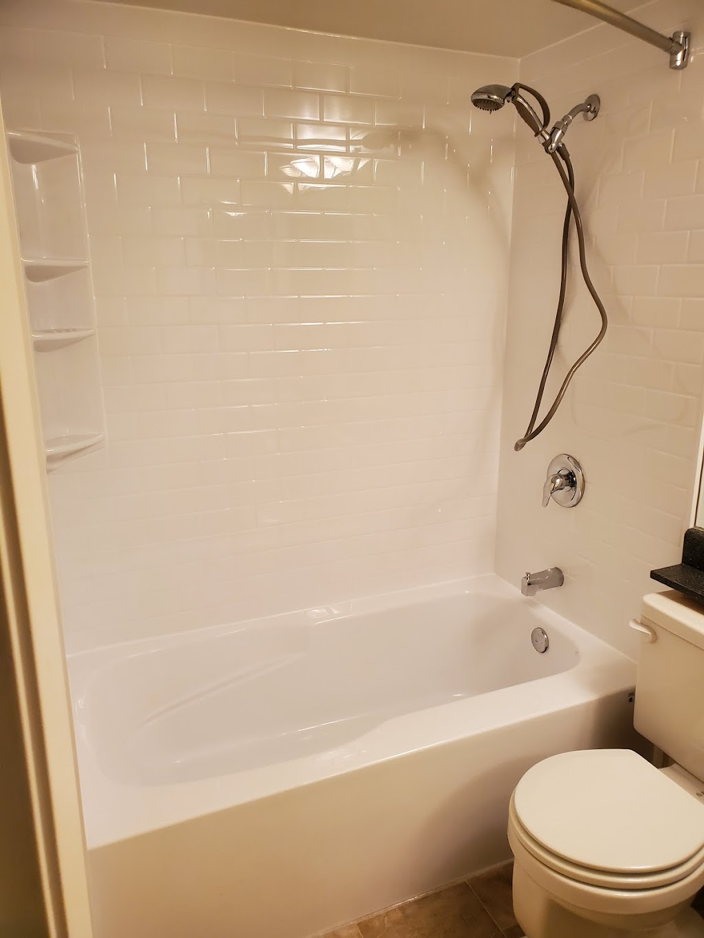 Bath Fitter | 349 Johnson Ave W, Winnipeg, MB R2L 0J2, Canada | Phone: (204) 272-8127