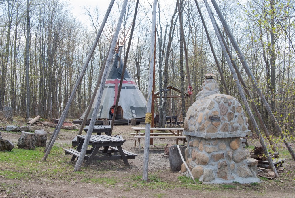 Tipis summit | 1560 Rue de la Petite Forge, saint-felix-de-valois, QC J0K, Canada, Saint-Félix-de-Valois, QC J0K 2M0, Canada | Phone: (450) 889-8810