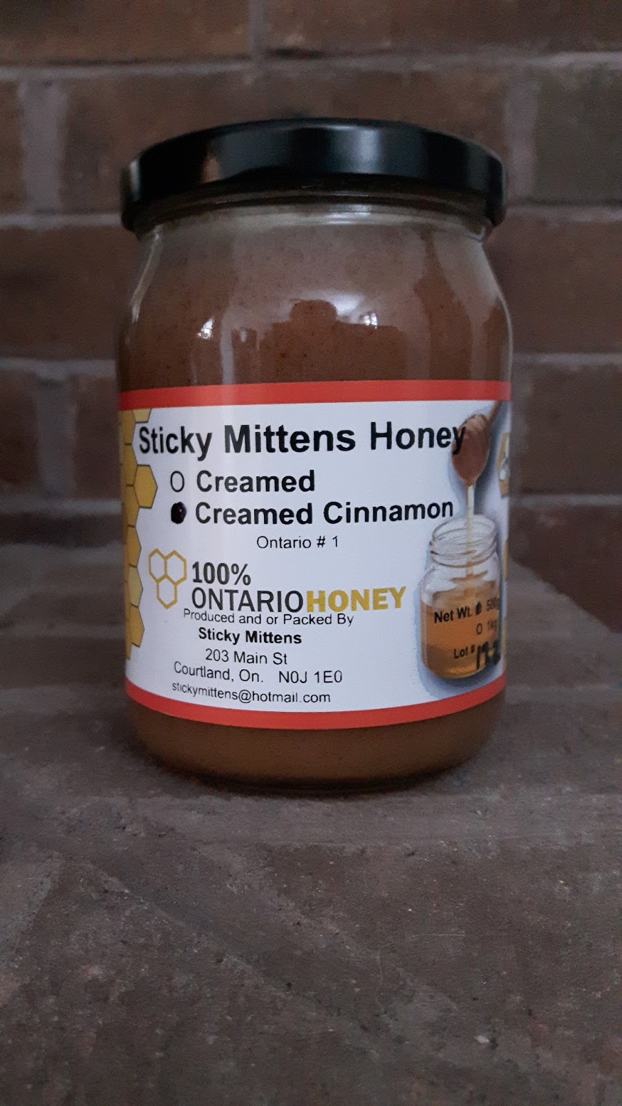 Sticky Mittens Honey And Pollination | box 203, 391 Main Street of Courtland, Courtland, ON N0J 1E0, Canada | Phone: (226) 970-1849