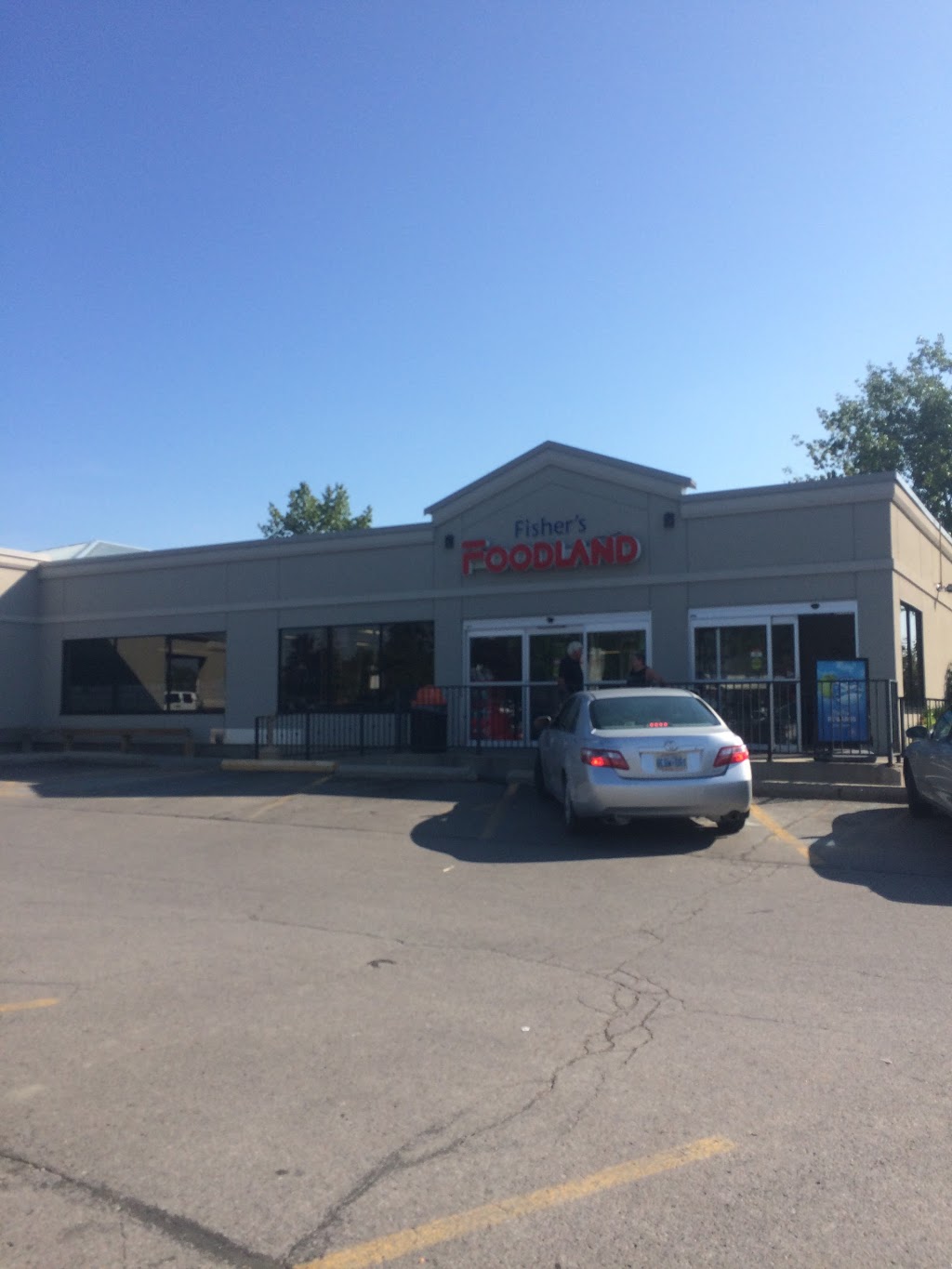 Foodland - Cobourg | 990 Division St, Cobourg, ON K9A 5J5, Canada | Phone: (905) 373-1511