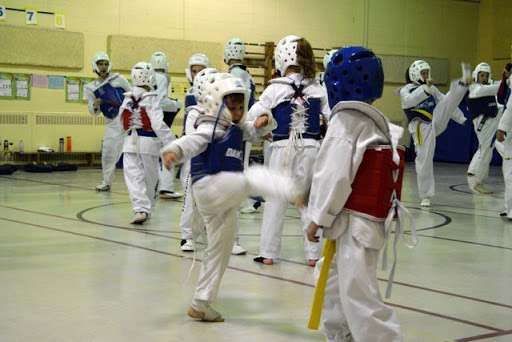 Club Taekwondo Boucherville | 650 Rue Antoine Girouard, Boucherville, QC J4B 3E5, Canada | Phone: (514) 949-2193