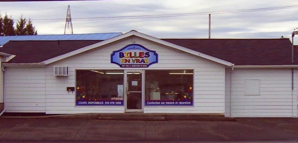 Billes En Vrak | 697 Boulevard Foucault, Saint-Charles-de-Drummond, QC J2C 1A3, Canada | Phone: (819) 478-1499