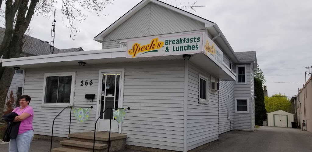 Specks Restaurant | 266 Bathurst St, Amherstburg, ON N9V 1Y9, Canada | Phone: (519) 736-7619