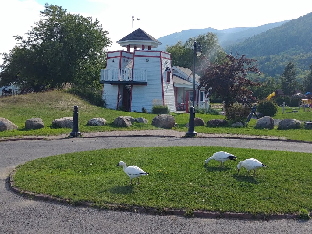 Parc Des Riverains | Petite-Rivière-Saint-François, QC G0A 2L0, Canada