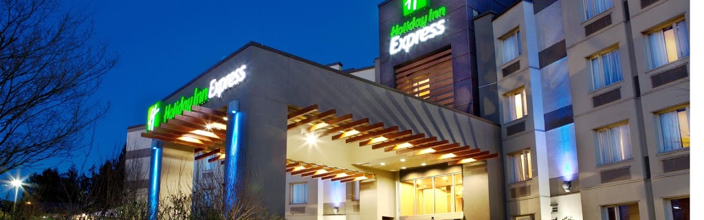 Holiday Inn Express & Suites Langley | 8750 204 St, Langley City, BC V1M 2Y5, Canada | Phone: (604) 882-2000