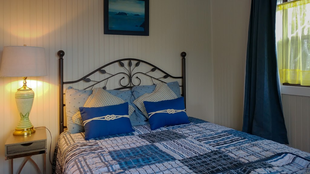 Two Island Cottages | 19 Roger Ln, Parrsboro, NS B0M 1S0, Canada | Phone: (902) 254-3467