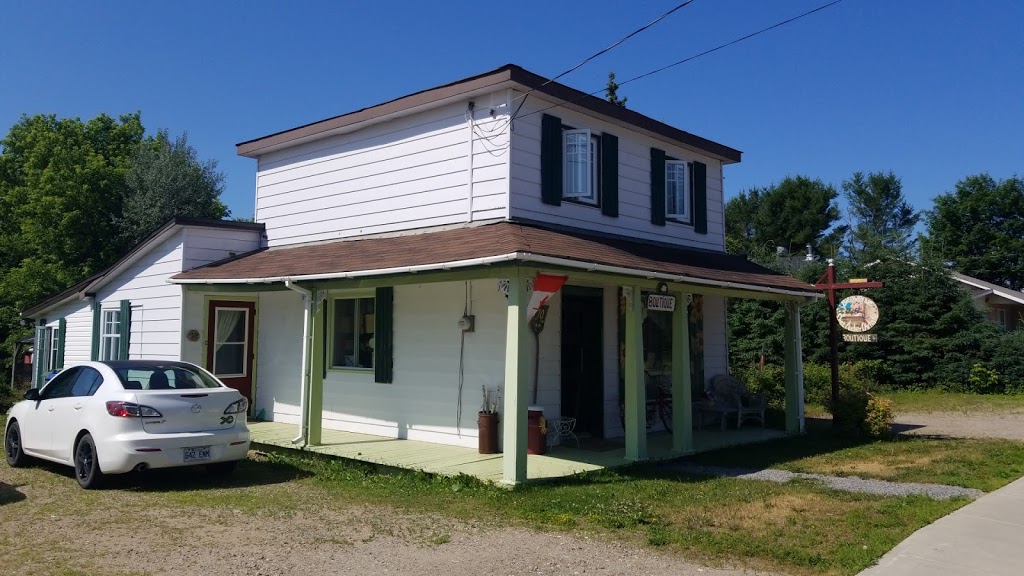 Bienvenue Chez Audrey LArtiste | 70 Rue Albert Ferland, Chénéville, QC J0V 1E0, Canada