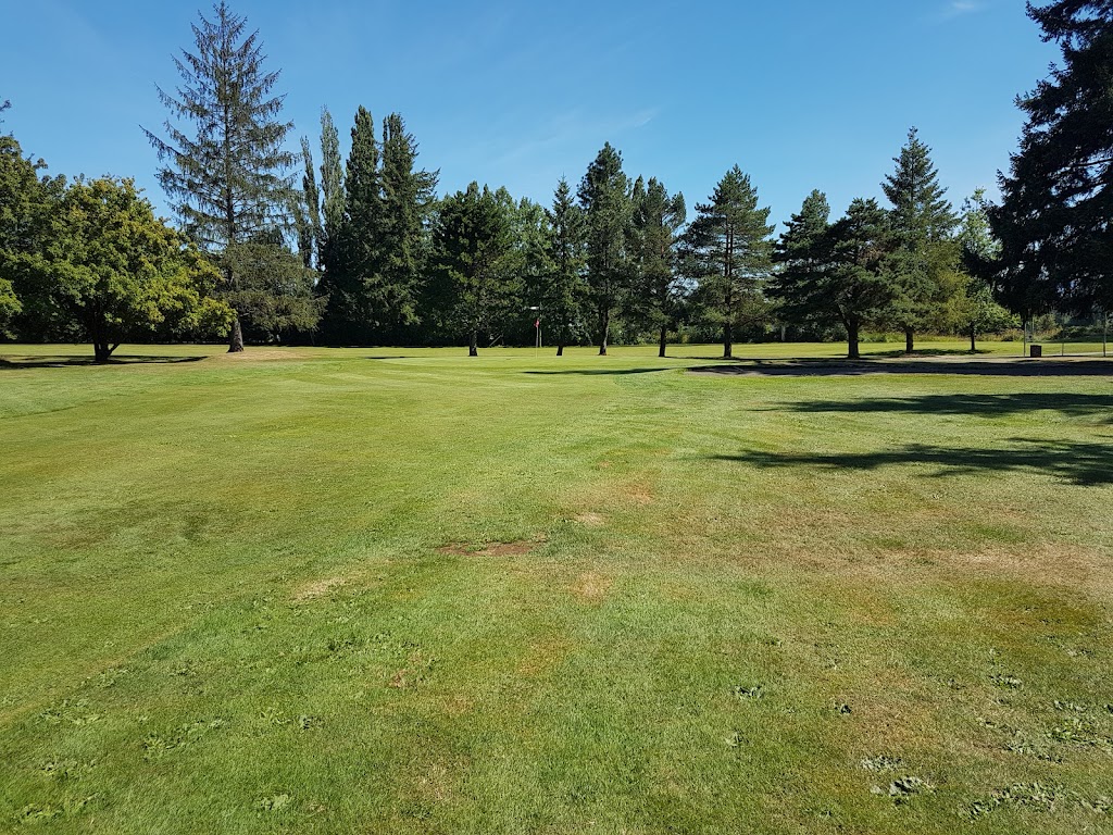 Sunnydale Golf & Country Club | 5291 Island N Hwy, Courtenay, BC V9J 1S7, Canada | Phone: (250) 334-3232