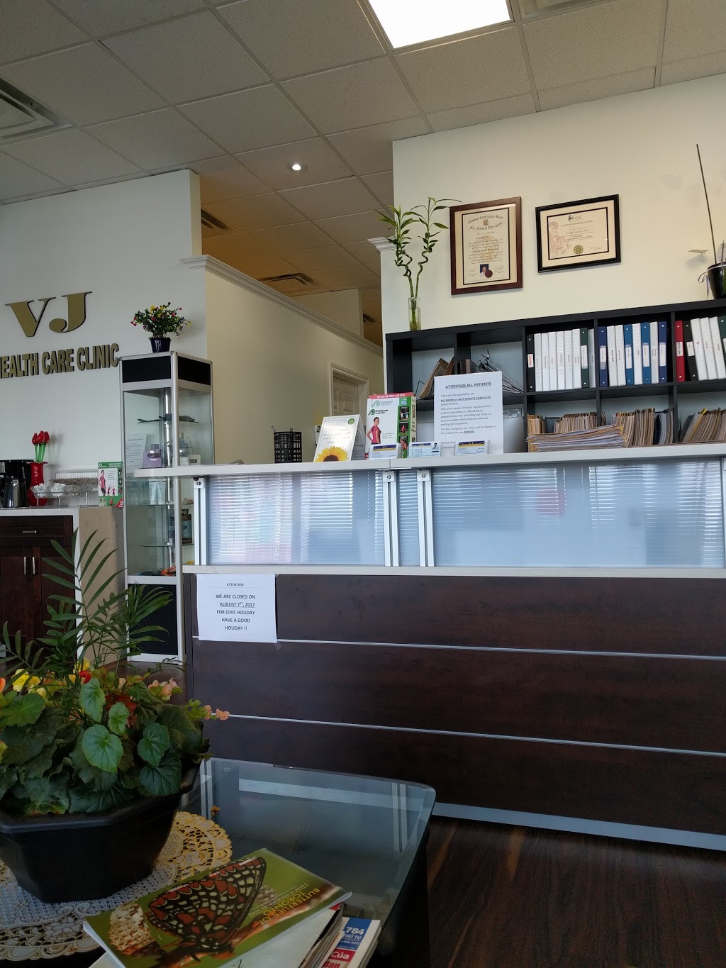 VJ Health Care Clinic | 2437 Finch Ave W, North York, ON M9M 2E7, Canada | Phone: (647) 351-5799