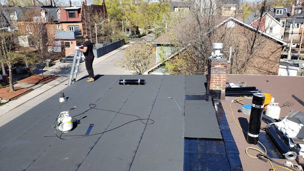 Bristol Roofing | 110 Sammon Ave, East York, ON M4J 1Y8, Canada | Phone: (647) 568-5259