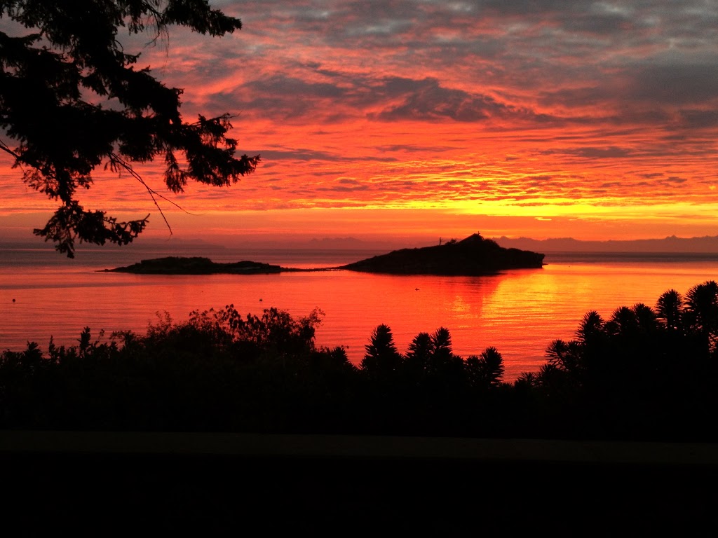 Morning Beach | 109 Harper Rd, Galiano Island, BC V0N 1P0, Canada