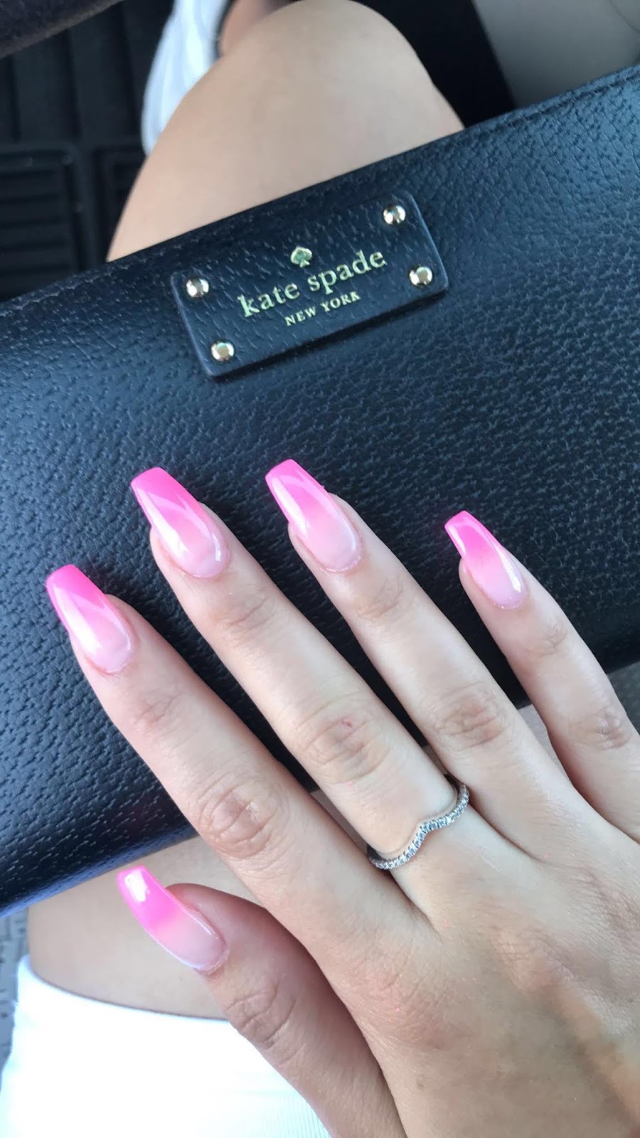 Bristol Nice Nails | 1525 Bristol Rd W #4, Mississauga, ON L5M 4Z1, Canada | Phone: (905) 813-0009