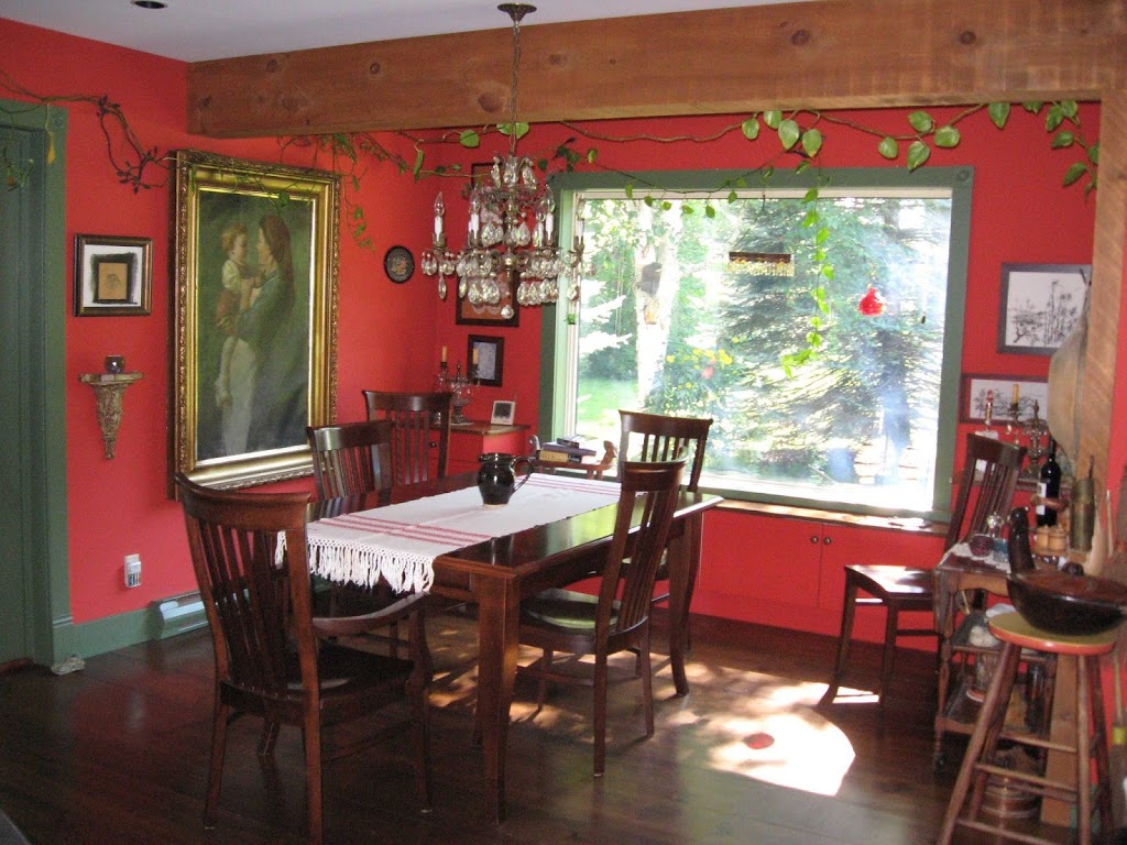 Nottawasaga Hideaway Bed and Breakfast | 7272 Nottawa Side Road East, Collingwood, ON L9Y 3Z1, Canada | Phone: (705) 443-9513