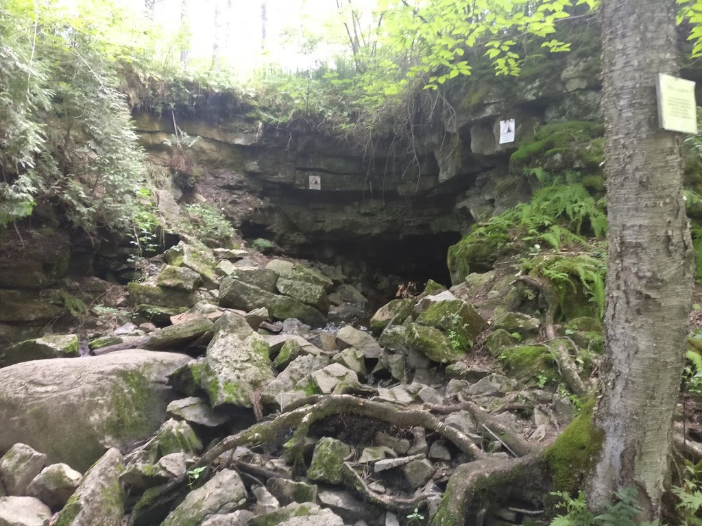 The Devils Hole Cave | 682 Rue Notre Dame, Saint-Casimir, QC G0A 3L0, Canada | Phone: (418) 268-6681