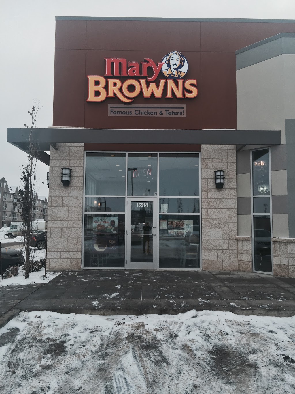 Mary Brown’s Chicken & Taters | Hollick Kenyon, 16514 50 St NW, Edmonton, AB T5Y 0L2, Canada | Phone: (780) 476-6016