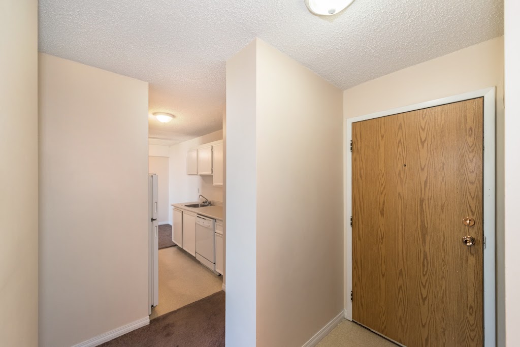 Cloverhill Terrace | 5925 63 St Unit 416, Red Deer, AB T4N 6K7, Canada | Phone: (403) 309-7829