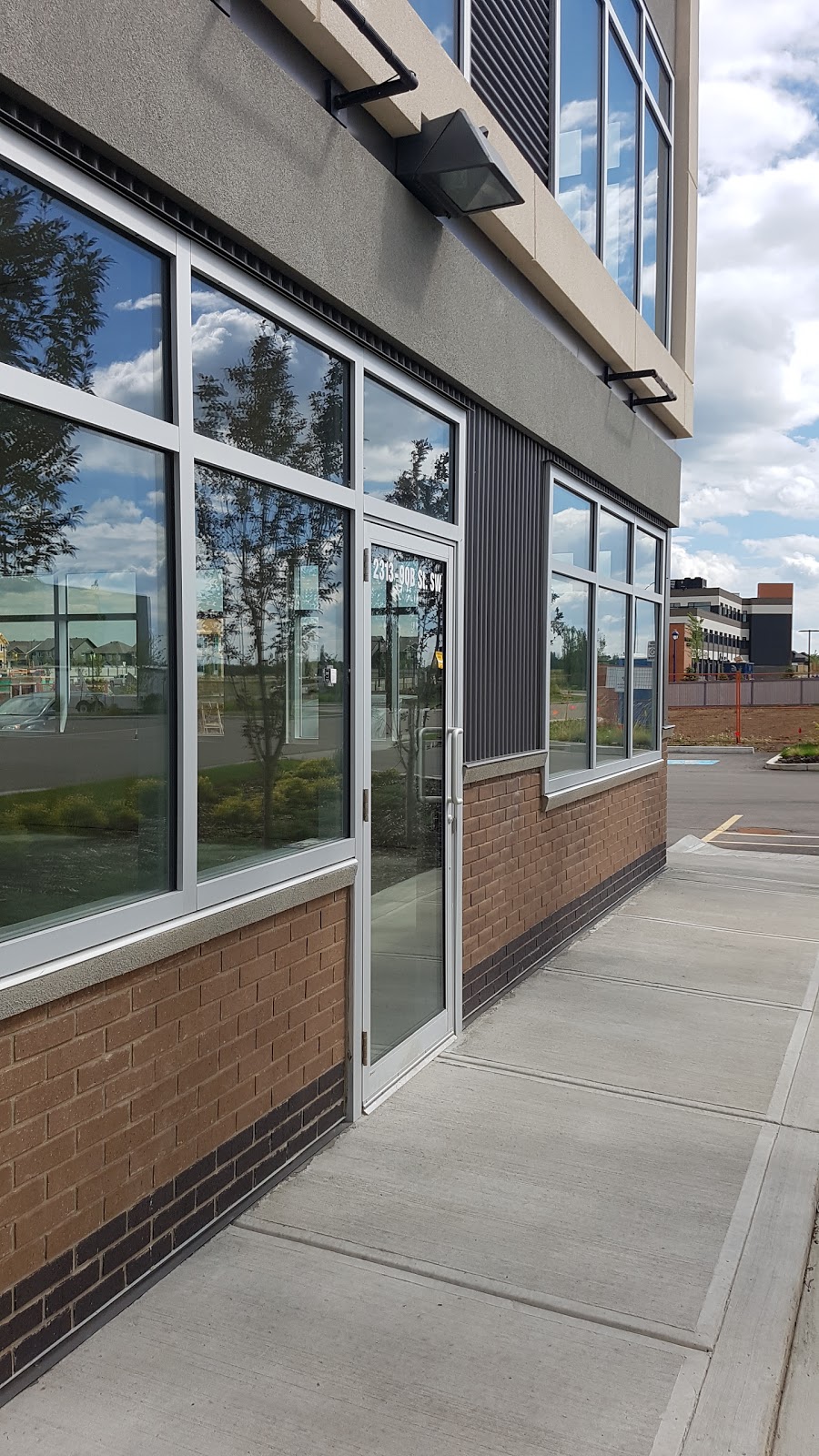 Lakeside Business Park | 2207-, 2407 90b St SW, Edmonton, AB T6X 0P4, Canada