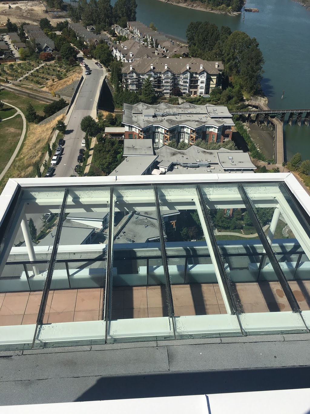 Belvedere Heights Balcony Cleaning | 5804 Inverness St, Vancouver, BC V5W 3P5, Canada | Phone: (778) 378-2022