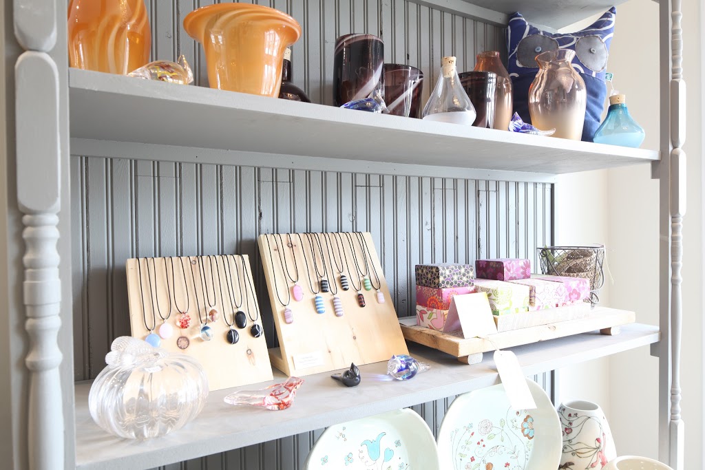 Creative Insight Pottery | 23 Main St S, Waterdown, ON L0R 2H0, Canada | Phone: (905) 220-8374