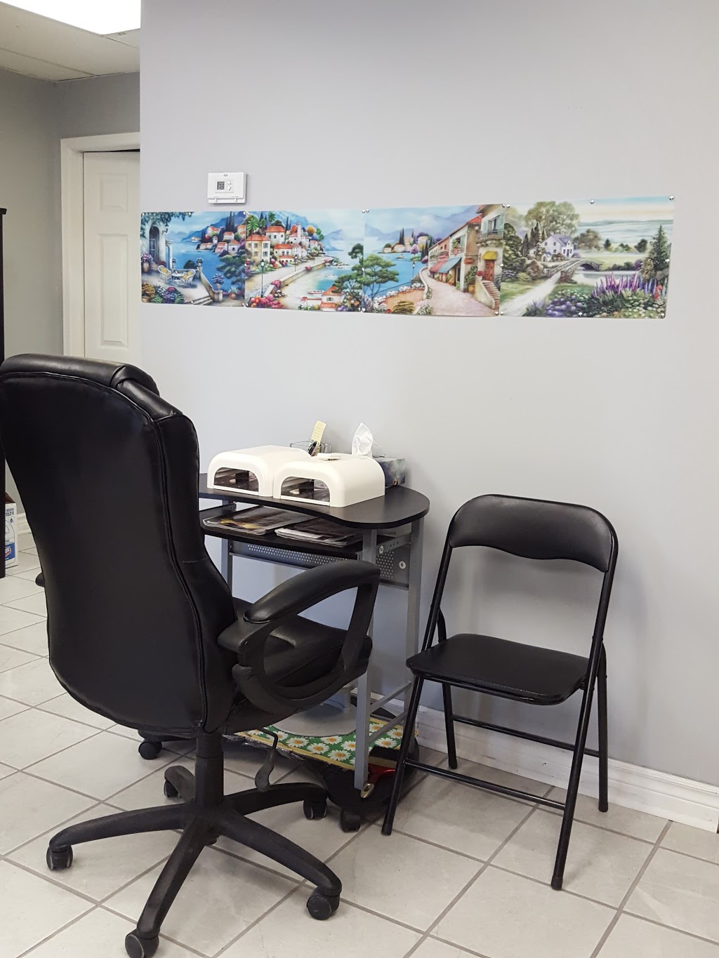 Vickys Nail Salon | 25 Front St S #1, Orillia, ON L3V 4S1, Canada | Phone: (705) 259-5990