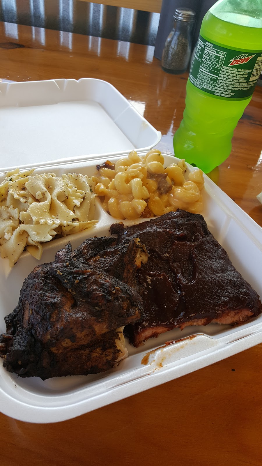 Chiavettas BBQ Takeout | 6100 Fisk Rd, Lockport, NY 14094, USA | Phone: (716) 625-9503