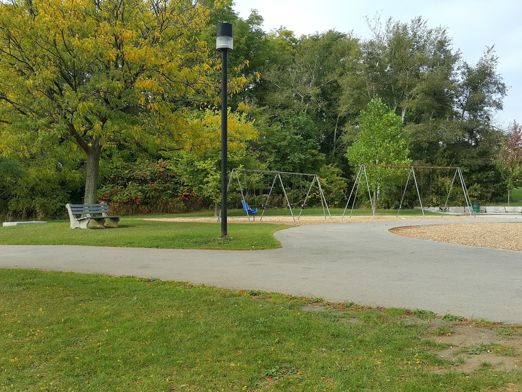 William Schwenger Park | 1111 Upper Paradise Rd, Hamilton, ON L9B 2N3, Canada