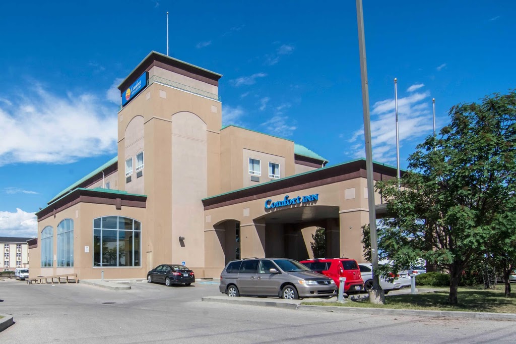 Comfort Inn & Suites Airport South | 3111 26 St NE, Calgary, AB T1Y 7E4, Canada | Phone: (403) 735-1966