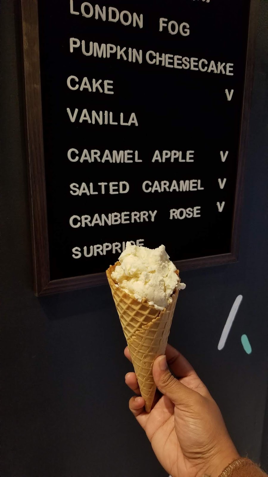 Willards Ice Cream | 942 Main St E, Hamilton, ON L8M 1M8, Canada