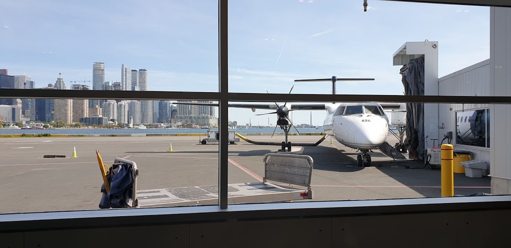 Porter Airlines | 2 Eireann Quay, Toronto, ON M5V 1A1, Canada | Phone: (416) 619-8622