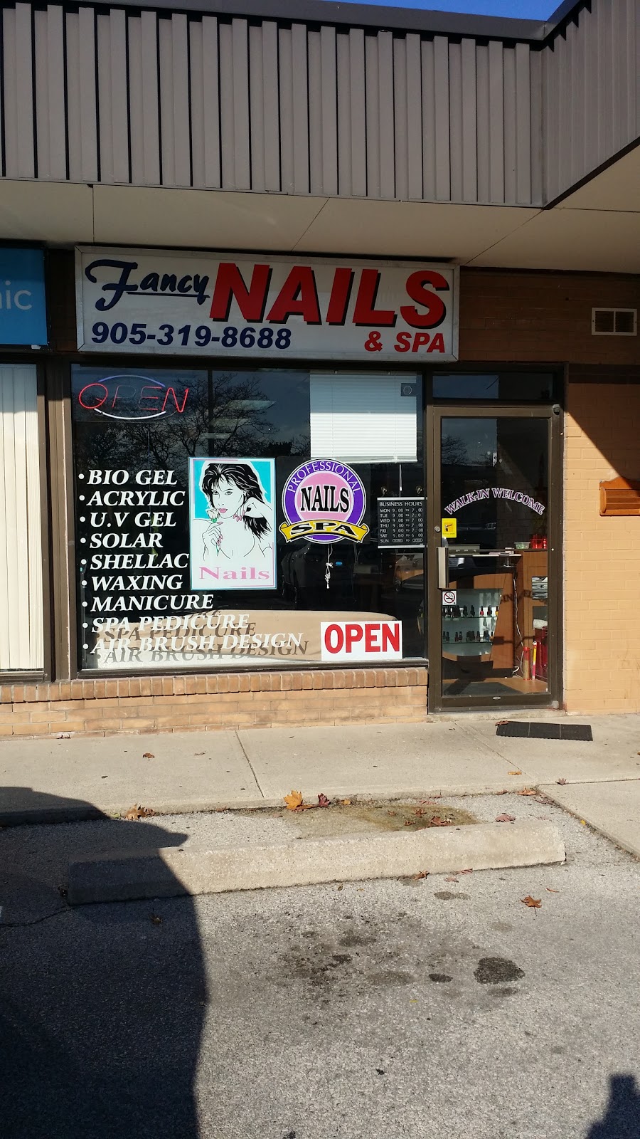 Fancy Nail | 2459 Mt Forest Dr, Burlington, ON L7P 1J7, Canada | Phone: (905) 319-8688