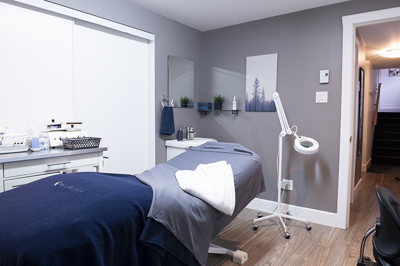 Soins ManuEsthetik | 45 11e Av, Sainte-Marthe-sur-le-Lac, QC J0N 1P0, Canada | Phone: (514) 975-4413