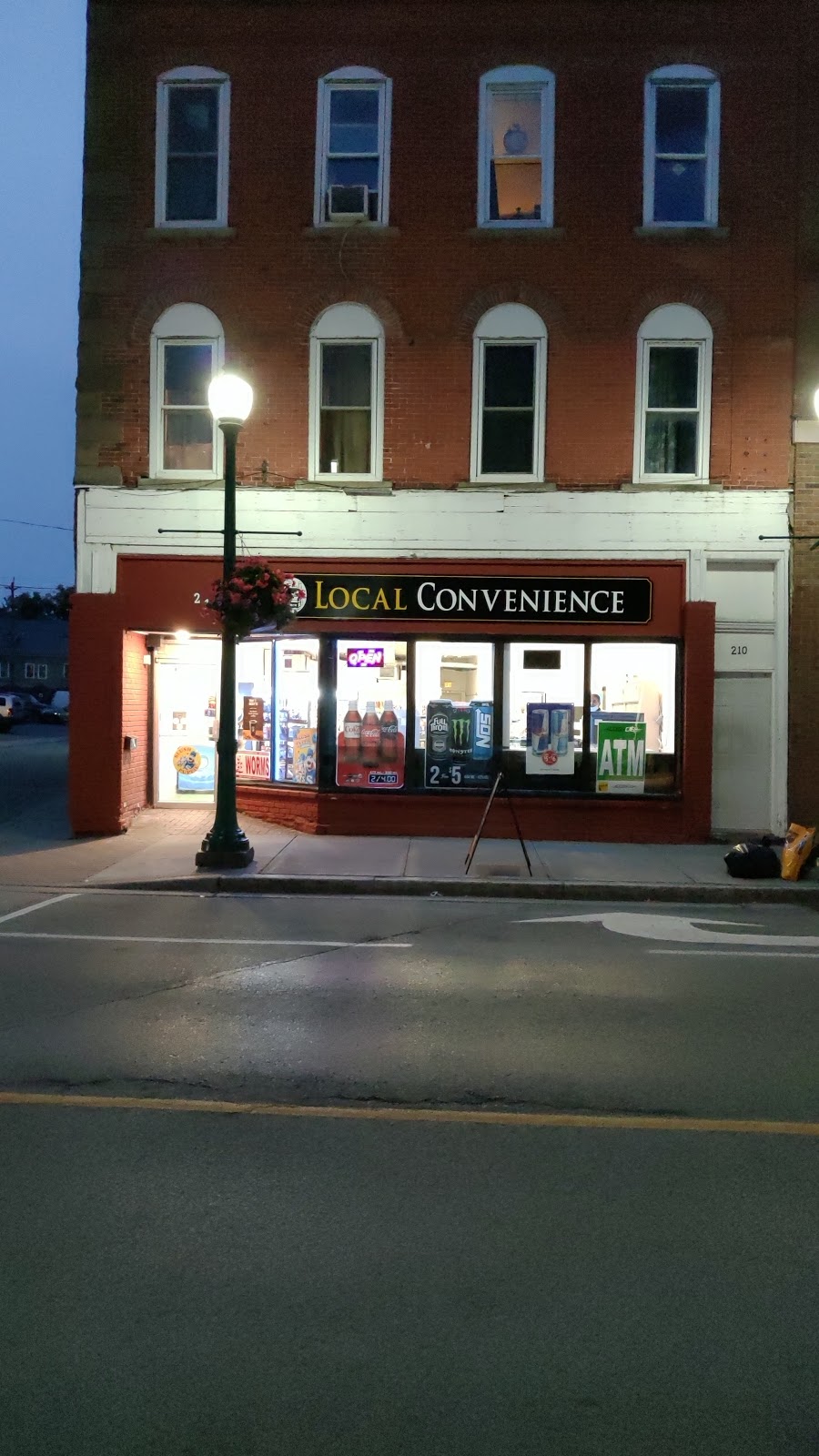 LOCAL CONVENIENCE | 212 King St W, Brockville, ON K6V 3R5, Canada | Phone: (613) 499-7777