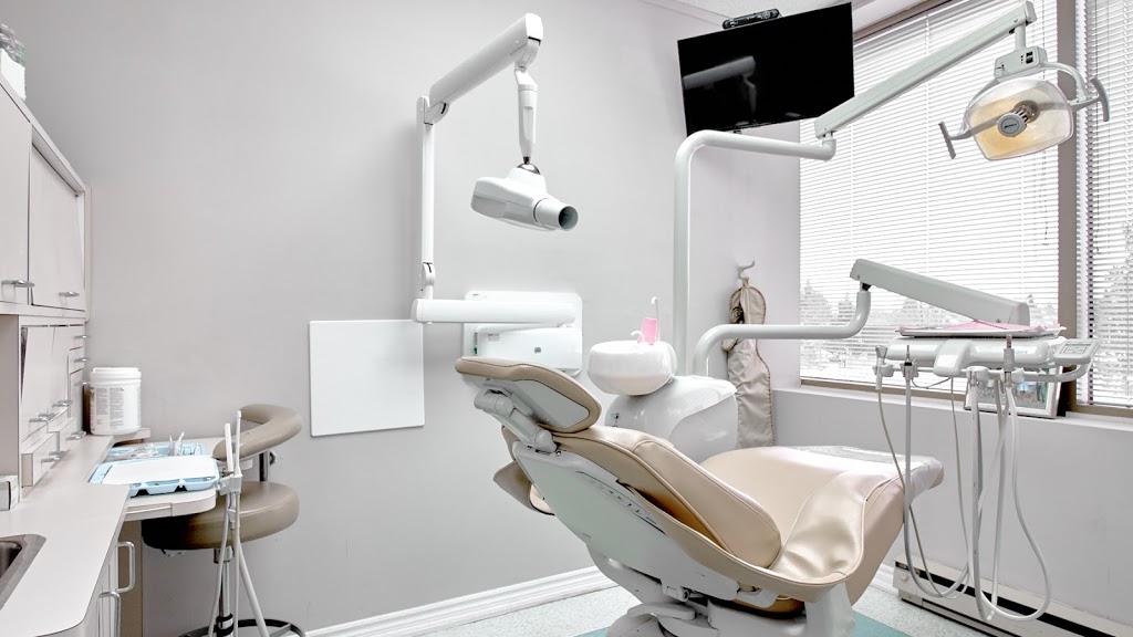 York-Med Dentistry | 250 Harding Blvd W Suite 203, Richmond Hill, ON L4C 9M7, Canada | Phone: (905) 737-7300