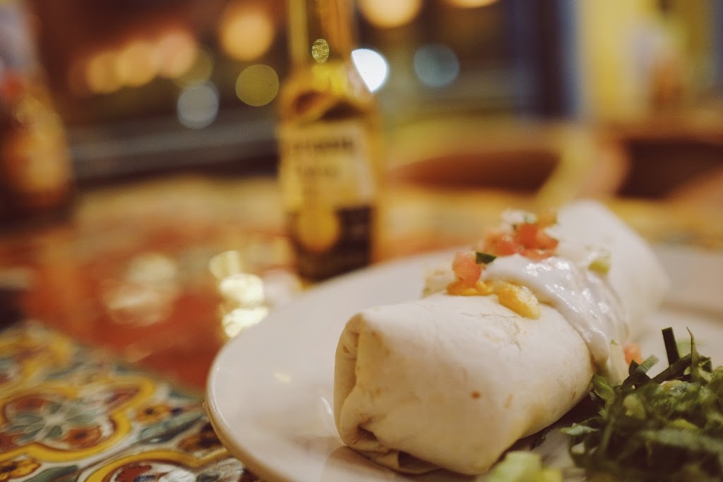 Las Palapas Resort Grill | 910 Victoria Ave, Saskatoon, SK S7N 0Z6, Canada | Phone: (306) 244-5556