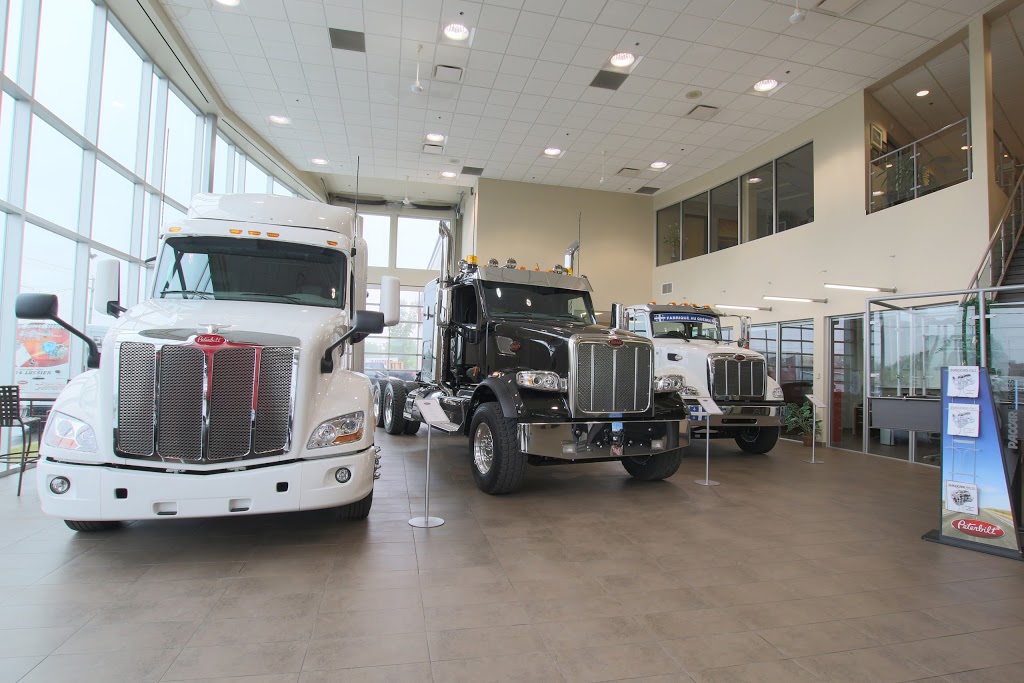 Camions Excellence Peterbilt | 4205 Autoroute Chomedey, Laval, QC H7P 0A8, Canada | Phone: (450) 628-3220