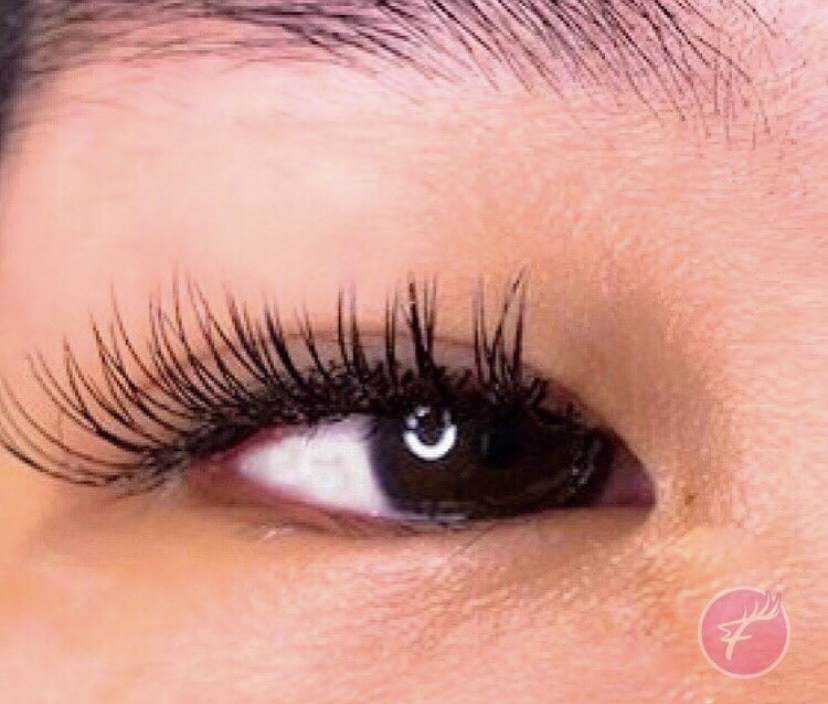 Finest Lash | 2351 Royal Windsor Dr Unit #202, Mississauga, ON L5J 4S7, Canada | Phone: (416) 936-5274