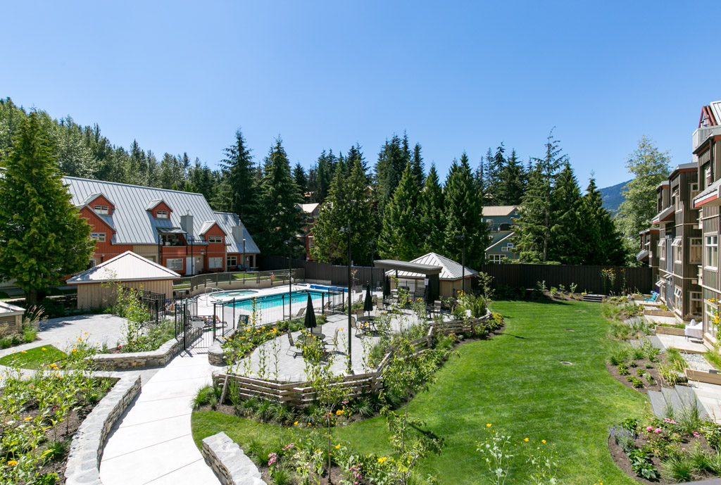 Happiness Vacations | 7498 Sechelt Inlet Rd, Sechelt, BC V0N 3A4, Canada | Phone: (604) 993-0007