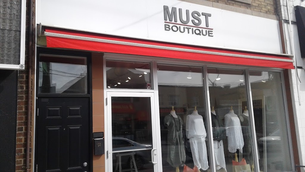 Must Boutique | 1575 Bayview Ave, Toronto, ON M4G 3B7, Canada | Phone: (416) 792-4670