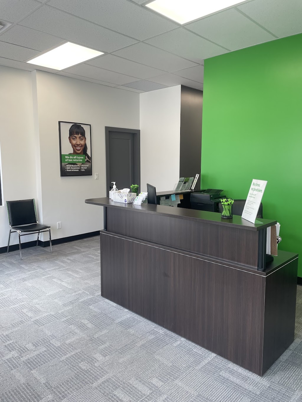 H&R Block | 618 Thornhill St, Morden, MB R6M 1E8, Canada | Phone: (204) 822-1287