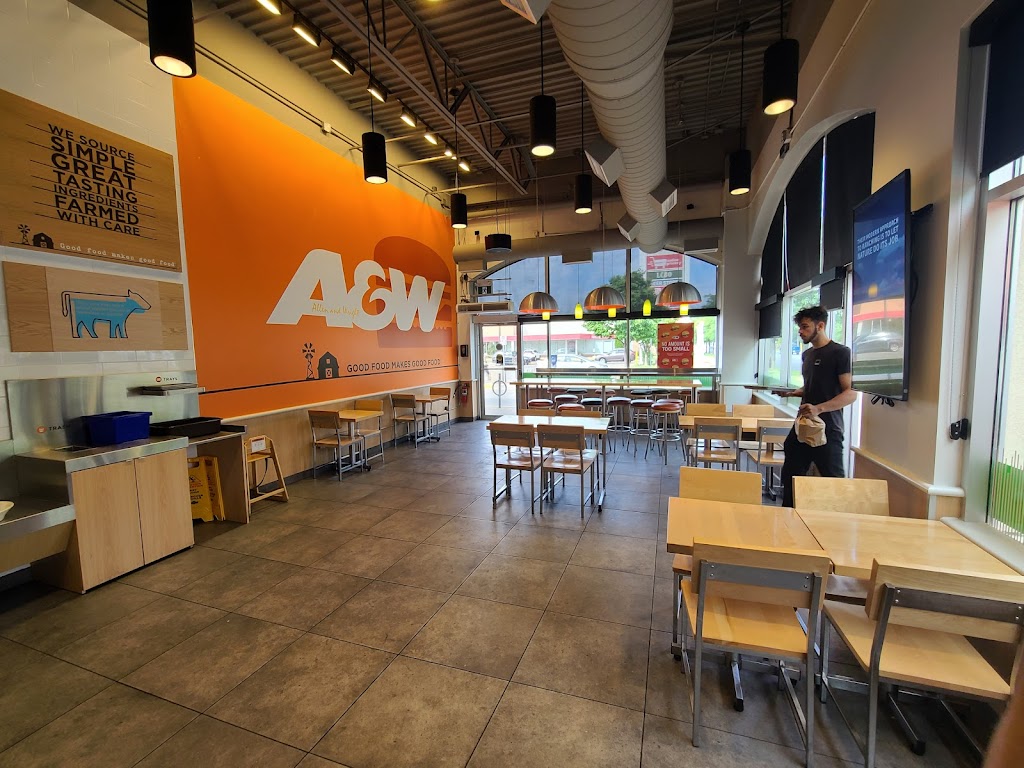 A&W | 2151 St Clair Ave W, Toronto, ON M6N 1K5, Canada | Phone: (647) 350-3006