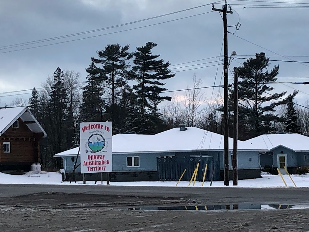 MAGNETAWAN ESSO | 1 HWY 529 N, Britt, ON P0G 1A0, Canada | Phone: (705) 383-1515