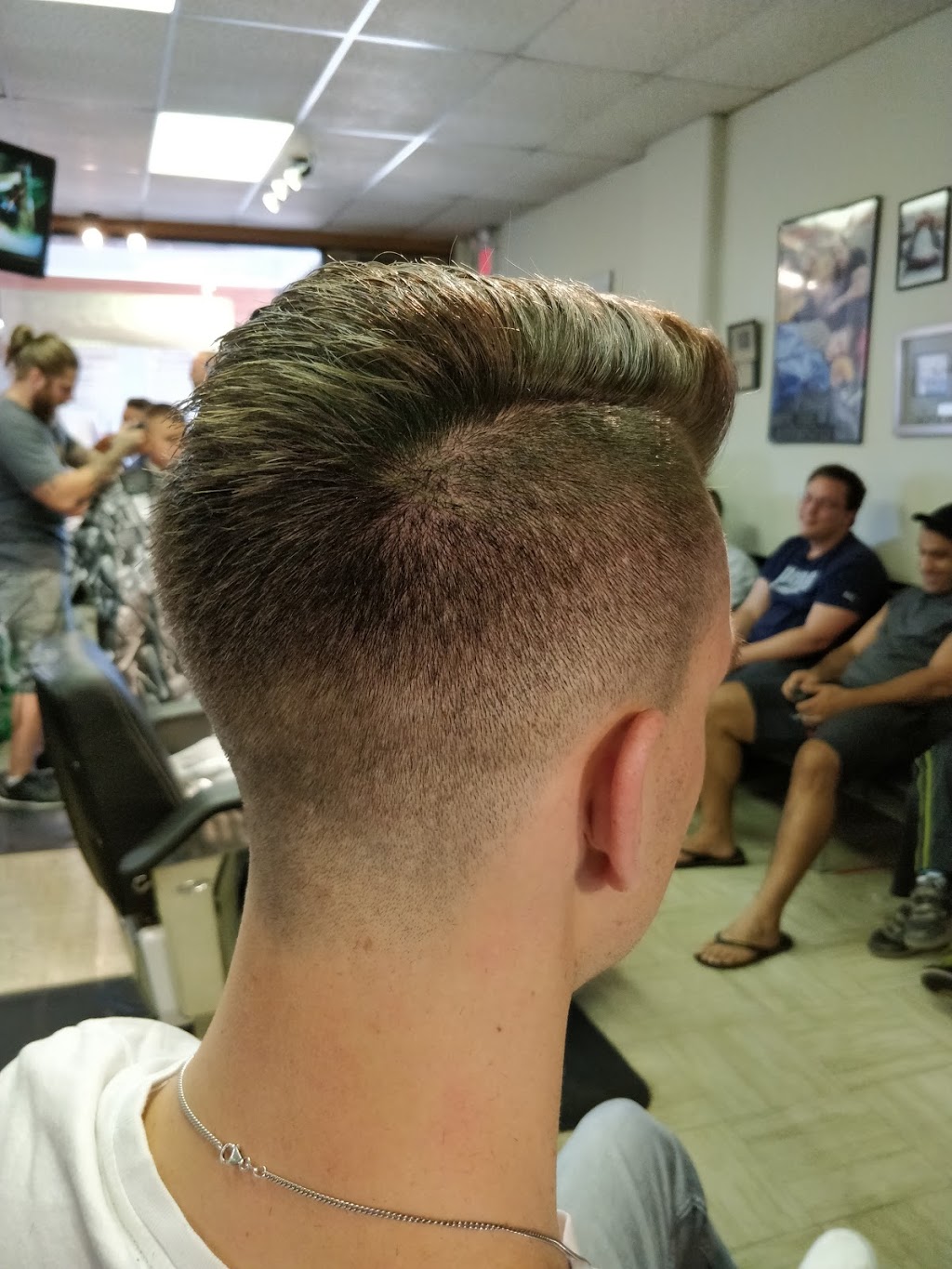 Barberville | 33555 S Fraser Way, Abbotsford, BC V2S 2B8, Canada | Phone: (604) 859-7916