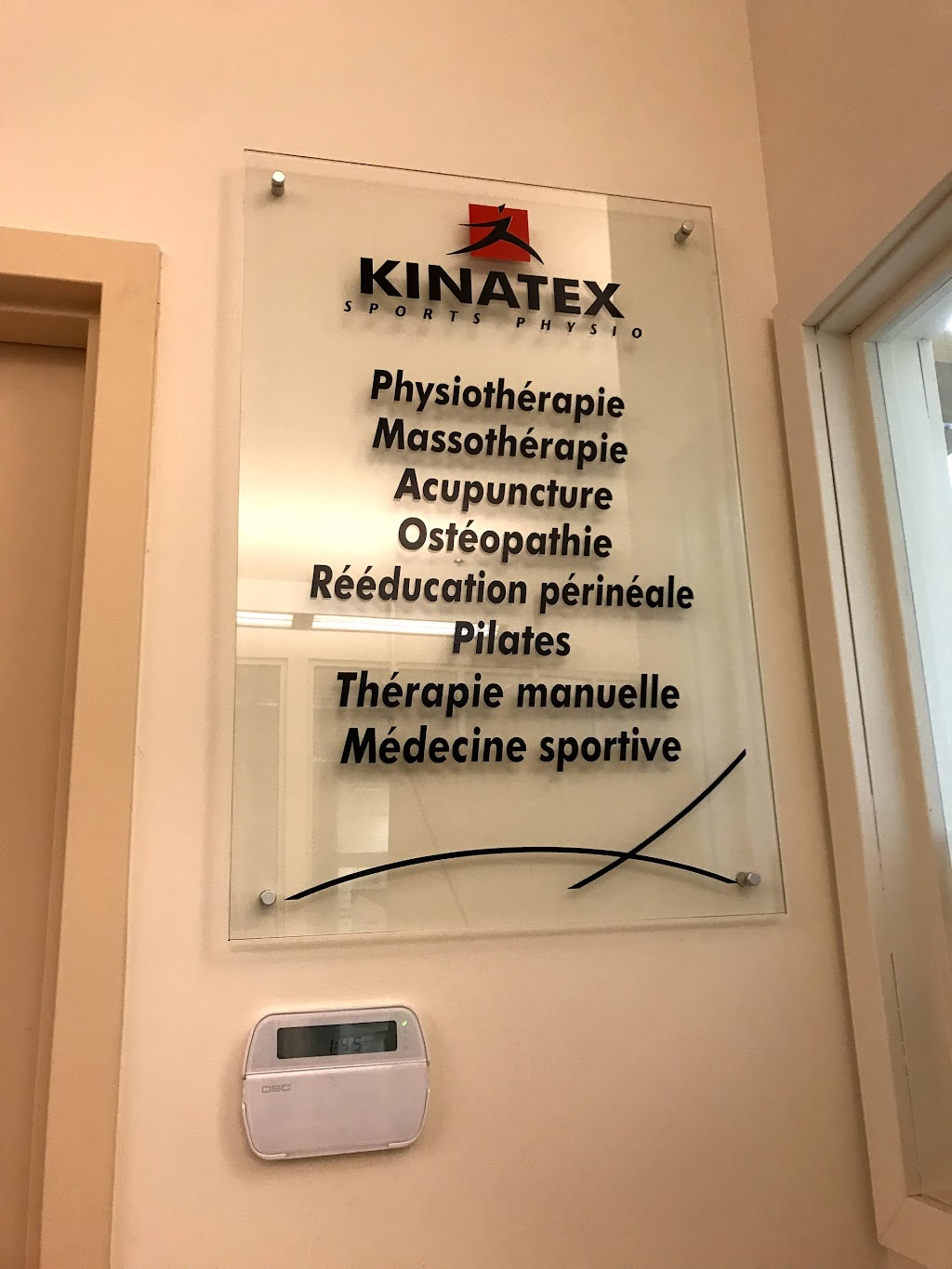 Kinatex Sports Physio Rockland | 100 Chemin Rockland, Ville suite 130, Mont-Royal, QC H3P 2V9, Canada | Phone: (514) 667-3828