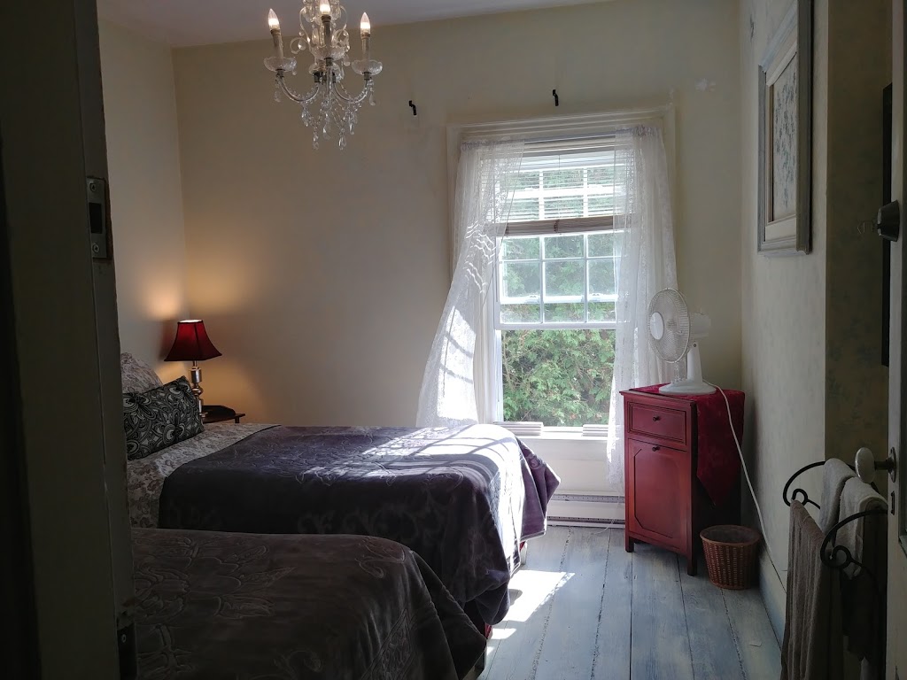 Maison La Rochelle B&B | 8070 NS-215, Maitland, NS B0N 1T0, Canada | Phone: (902) 702-0877