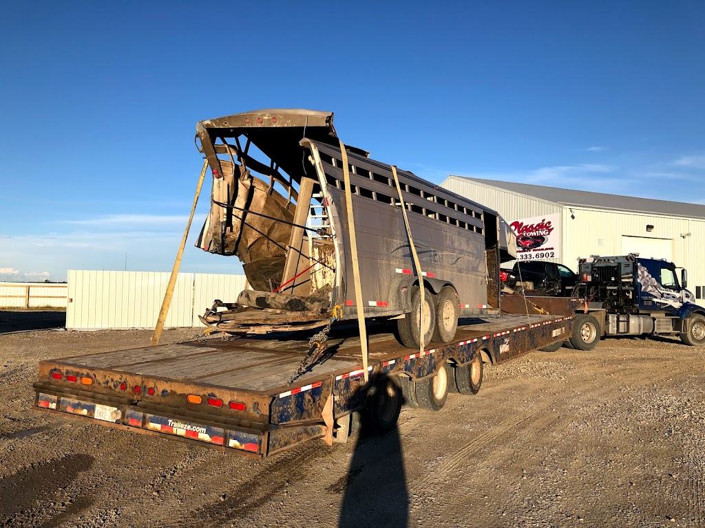 Classic Towing & Equipment Hauling Ltd | 254023, Township Rd 242A, Lyalta, AB T0J 1Y0, Canada | Phone: (403) 333-6902