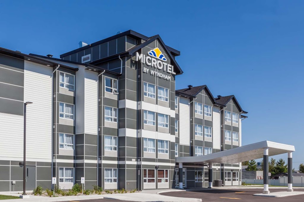 Microtel Inn & Suites Casselman | 17 Industriel St, Casselman, ON K0A 1M0, Canada | Phone: (613) 427-3550