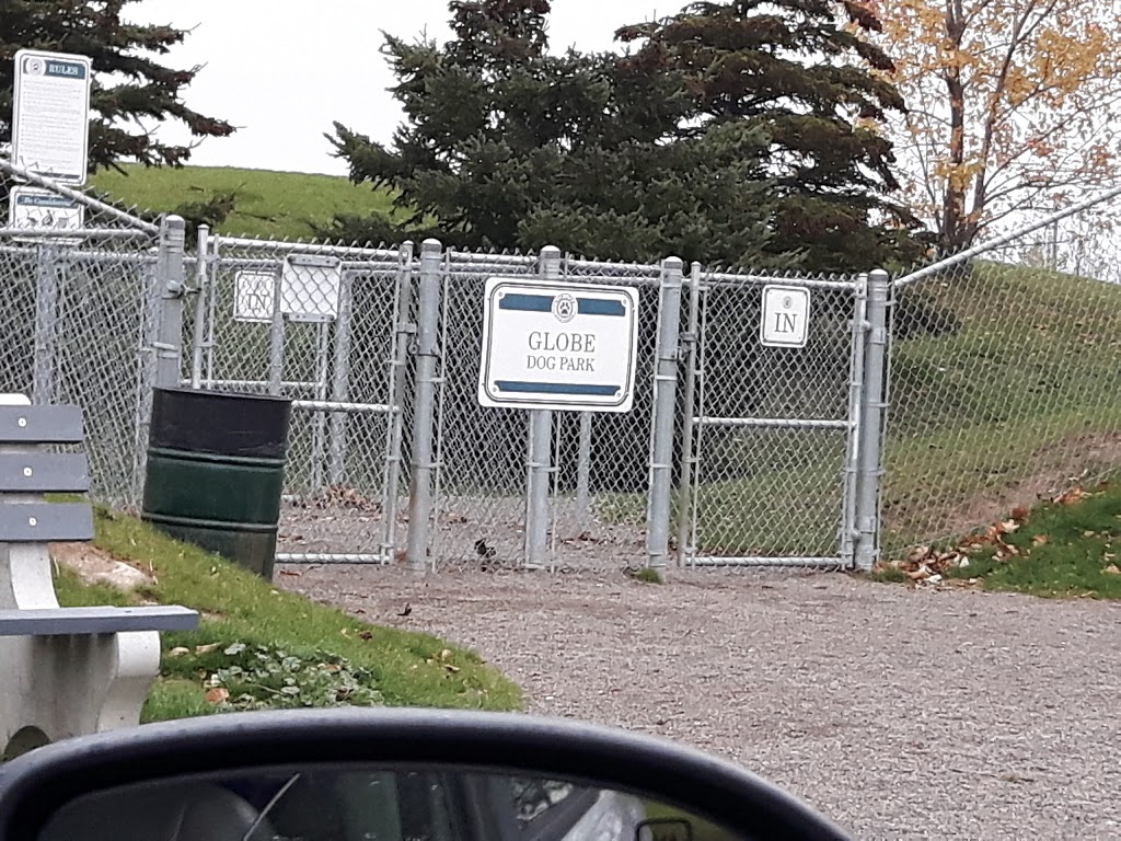 Globe Leash Free Dog Park | Brampton St, Hamilton, ON L8H 6V5, Canada