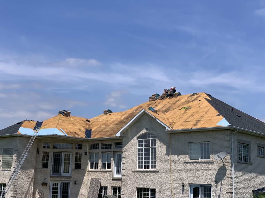 Lyons Pro Roofing inc | 1 Sanwood Blvd, Scarborough, ON M1V 3L5, Canada | Phone: (647) 881-0686