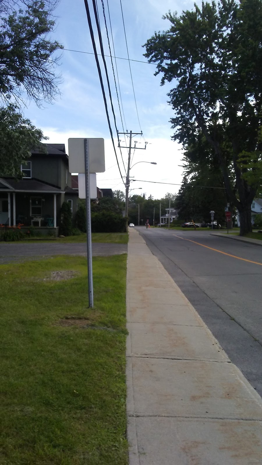 Parc Carré-Dorion | Autoroute du Souvenir, Vaudreuil-Dorion, QC J7V 0H4, Canada