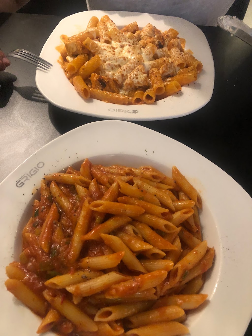 Restaurant Grigio | 1265 Rue Douglas, Saint-Jean-sur-Richelieu, QC J2W 1C7, Canada | Phone: (450) 348-1047